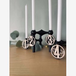 Julekugler med adventstal