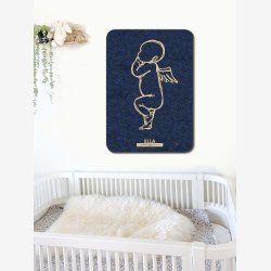 Fdselstavle i tr og akustikfilt - ENGLEBABY