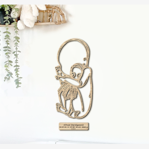 F�dselstavle i tr� - CUDDLE med sprutte