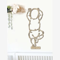 Fdselstavle i tr - HANDS UP