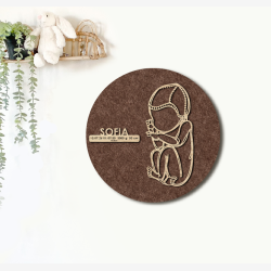 CUDDLE med hue - �40cm F�dselstavle i tr� og akustikfilt