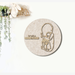 CUDDLE med sprutte - �40cm F�dselstavle i tr� og akustikfilt