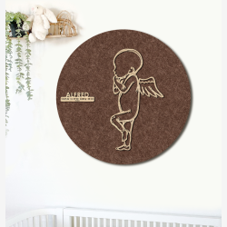 PR�MATUR engel - �60cm F�dselstavle i tr� og akustikfilt