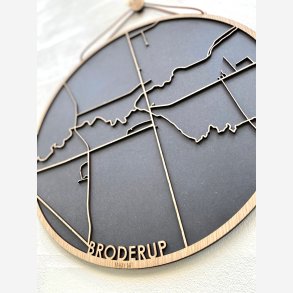 Broderup bykort i tr