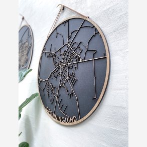 Dronninglund bykort i tr